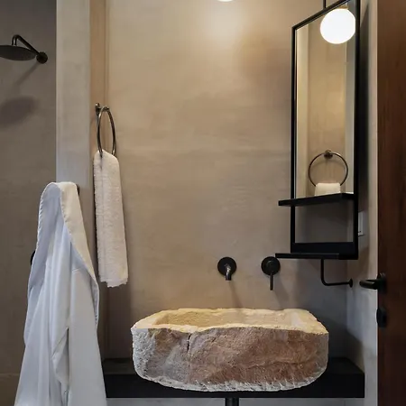 Askianos Luxury - An Oasis Of Harmony & Elegance *