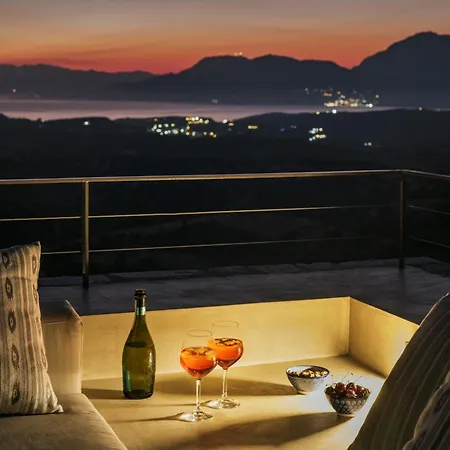 Askianos Luxury - An Oasis Of Harmony & Elegance